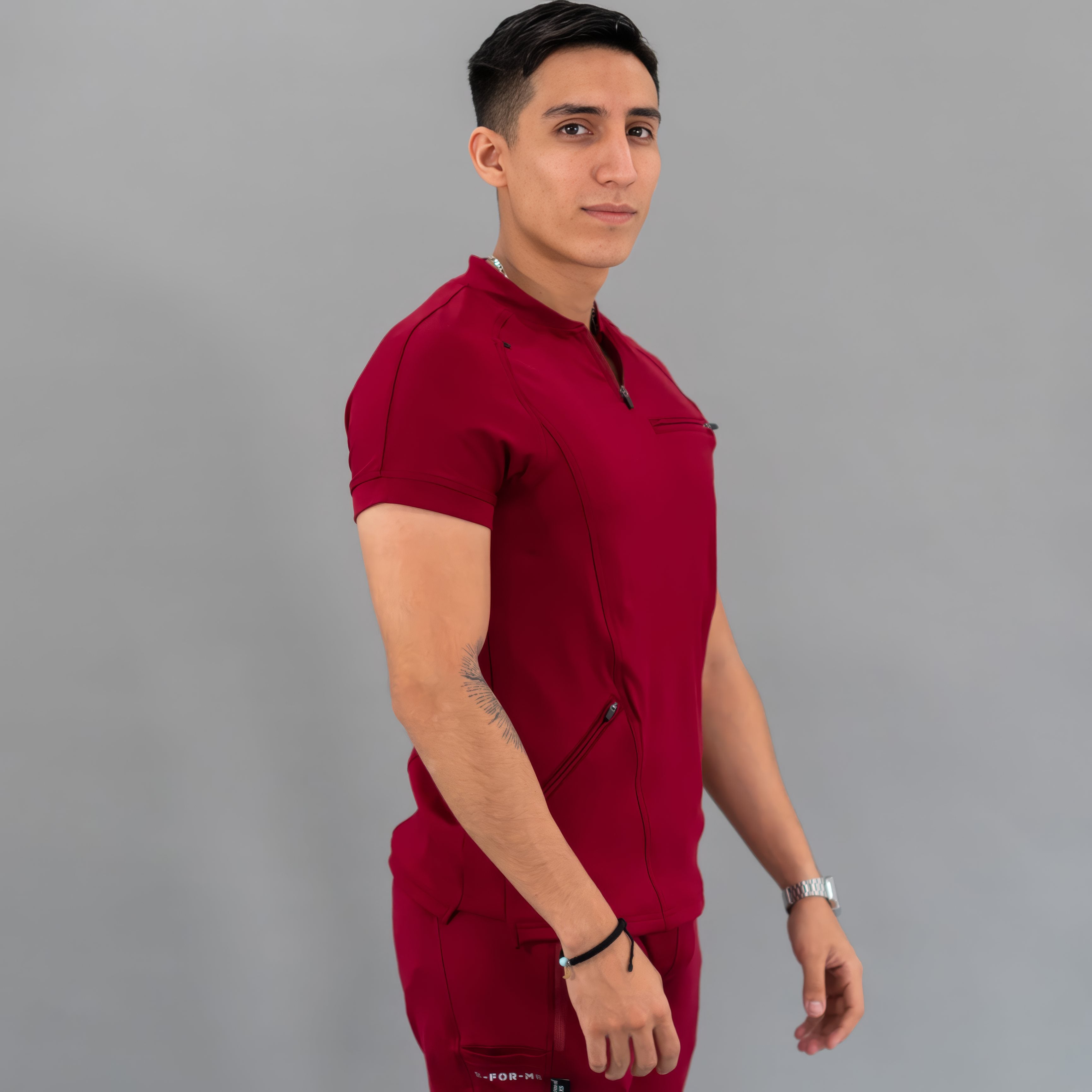 Conjunto Quirúrgico Super Stretch Hombre – Estilo 920 Vino