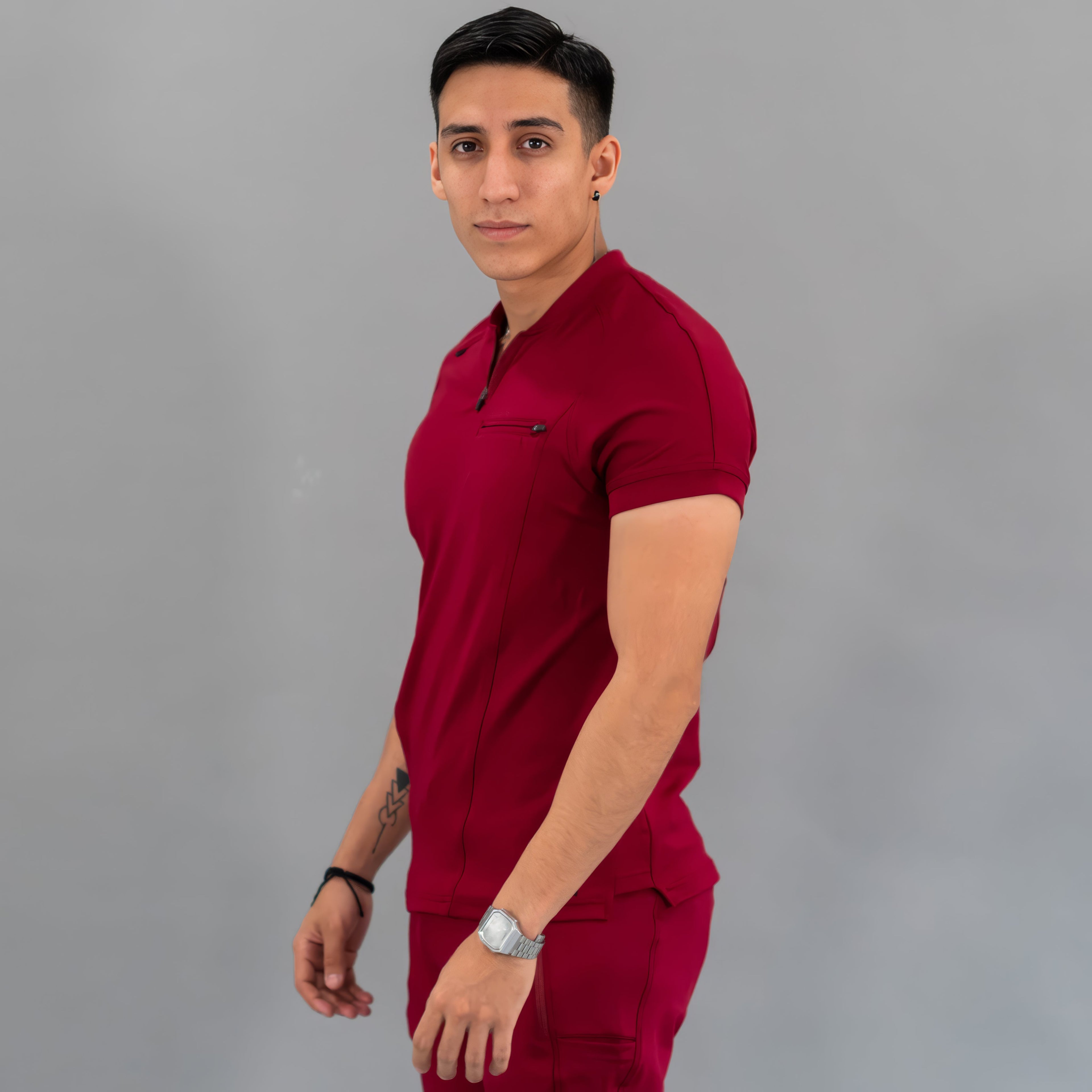 Conjunto Quirúrgico Super Stretch Hombre – Estilo 920 Vino