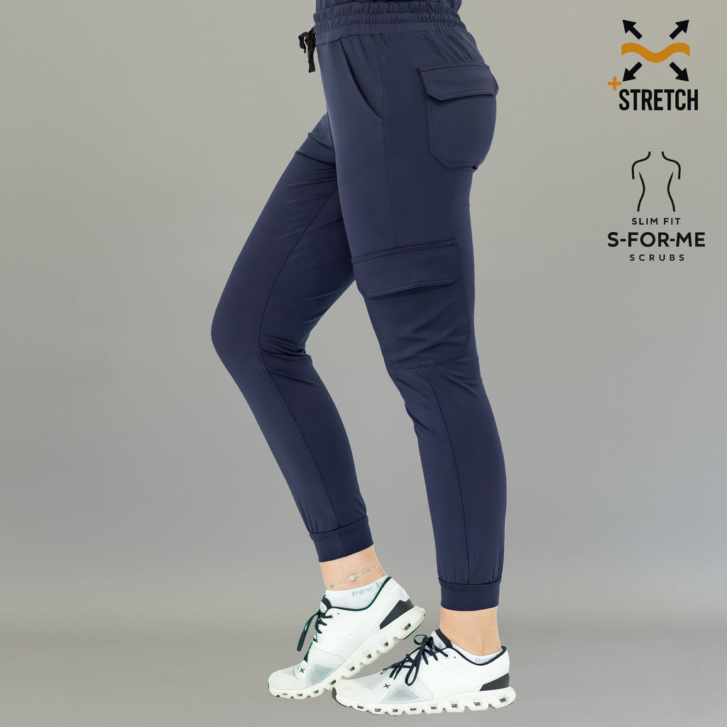 Vista trasera del jogger quirurgico azul marino mujer Estilo 910 Sandel Medica