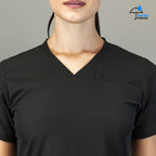 Detalle de cuello en V de filipina quirúrgica negra mujer 515