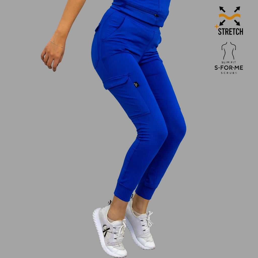 Pantalon jogger medico azul rey mujer corte slim fit tela super stretch