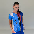 Filipina clínica estampada azul para consultorio hospital y enfermería