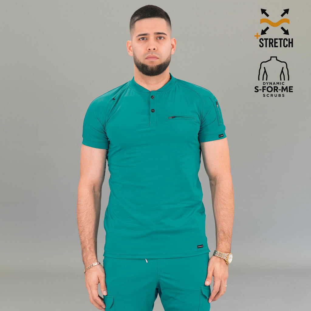 Uniforme quirúrgico verde teal hombre 901 — look completo con filipina y pantalón combinado