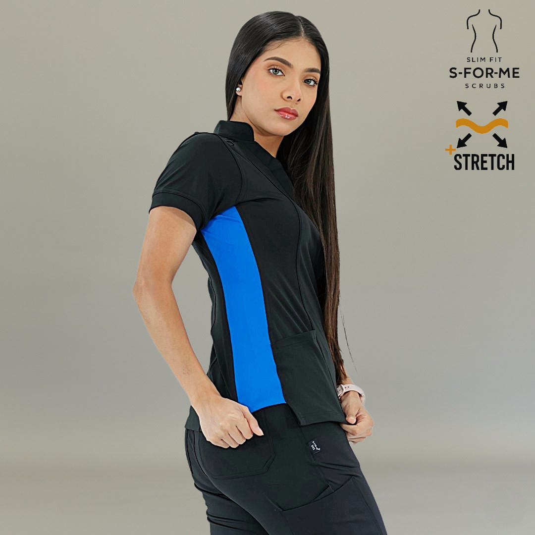 Vista lateral de filipina médica 930 negra mostrando franja azul rey y pantalón médico a juego.