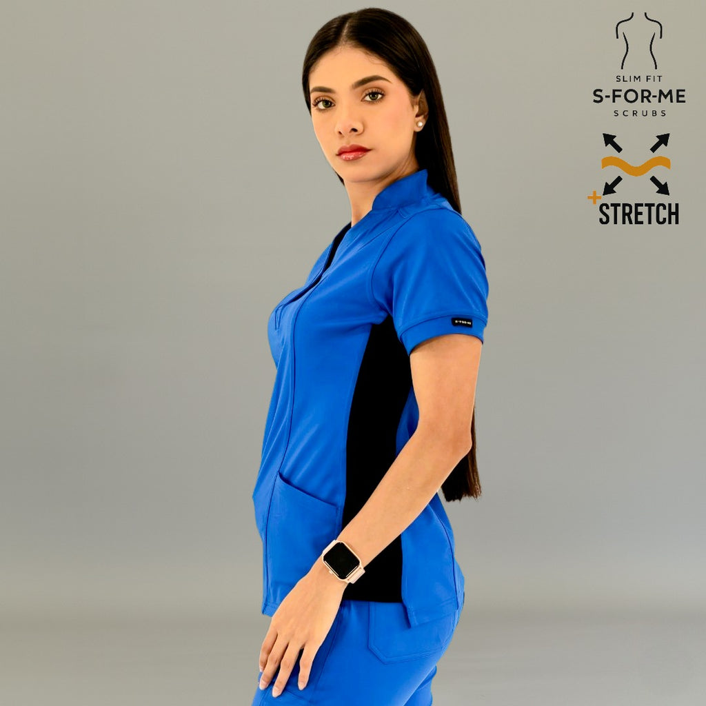 Vista lateral de filipina médica azul rey con detalles negros a los costados.