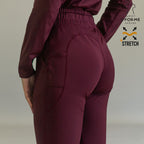 Scrubs mujer 915 vino — pantalón para doctoras y especialistas en México