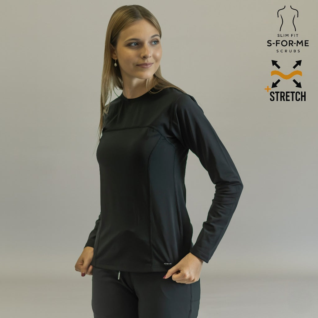 blusa under scrub negro mujer manga larga pose brazos cruzados sandel medica