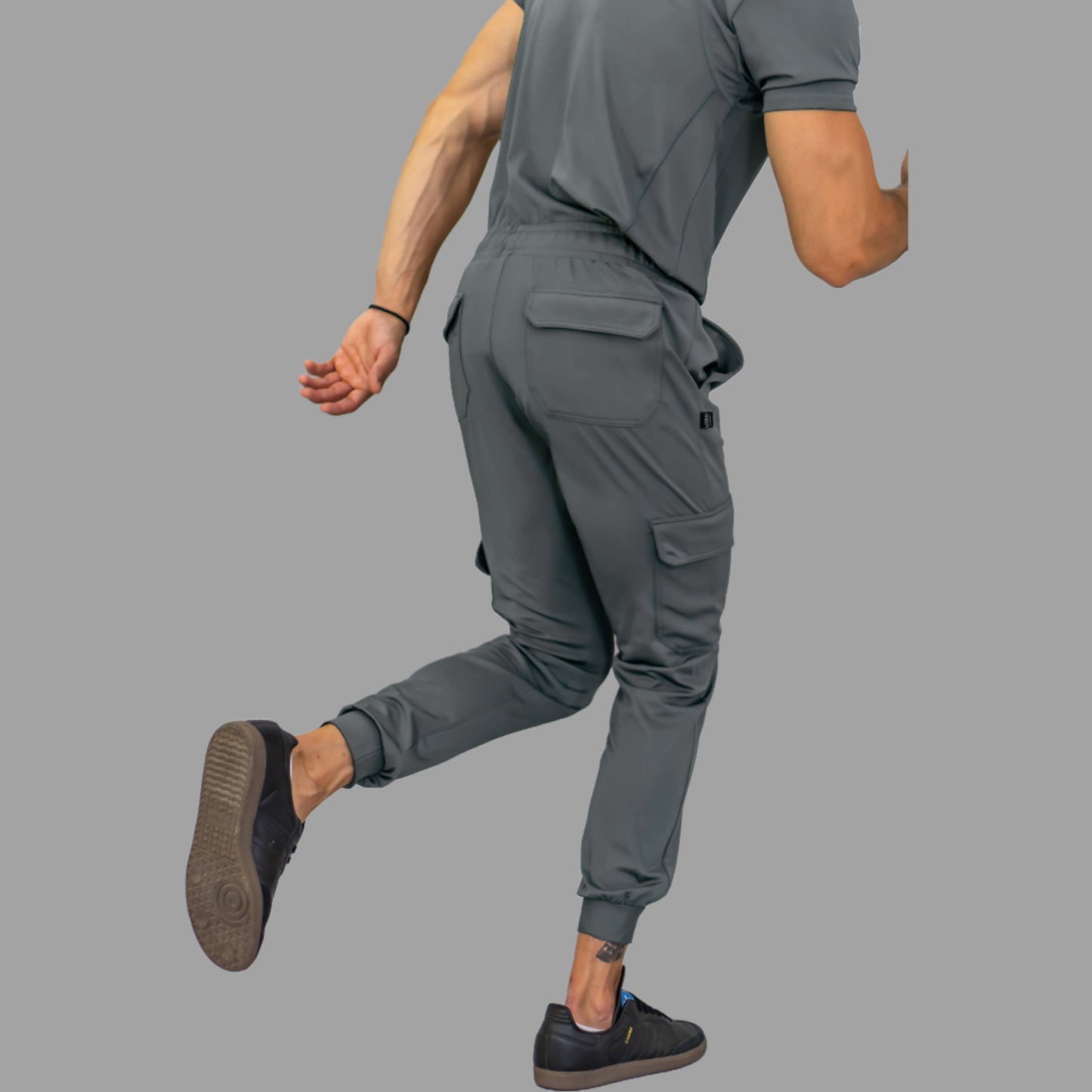 Jogger Est. 910 Quirúrgico Hombre Gris Medio Super Stretch, Scrubs 910