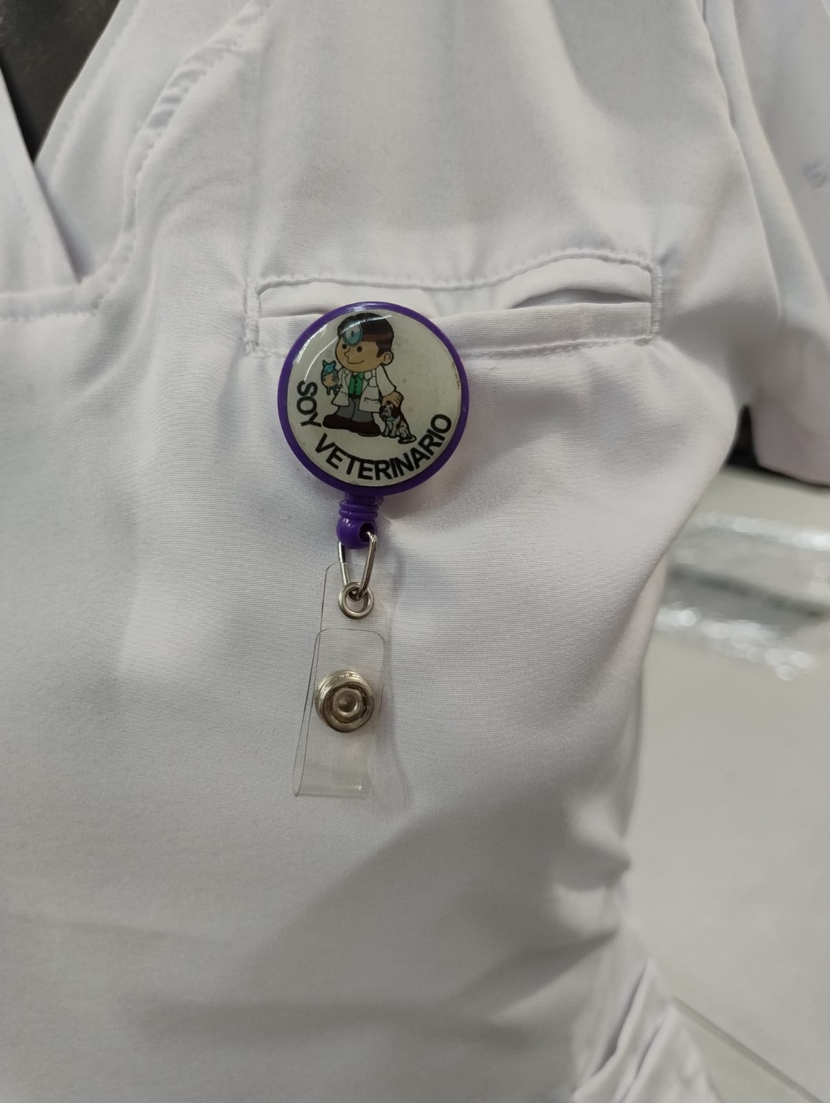 Yoyo Porta gafetes Soy Veterinario