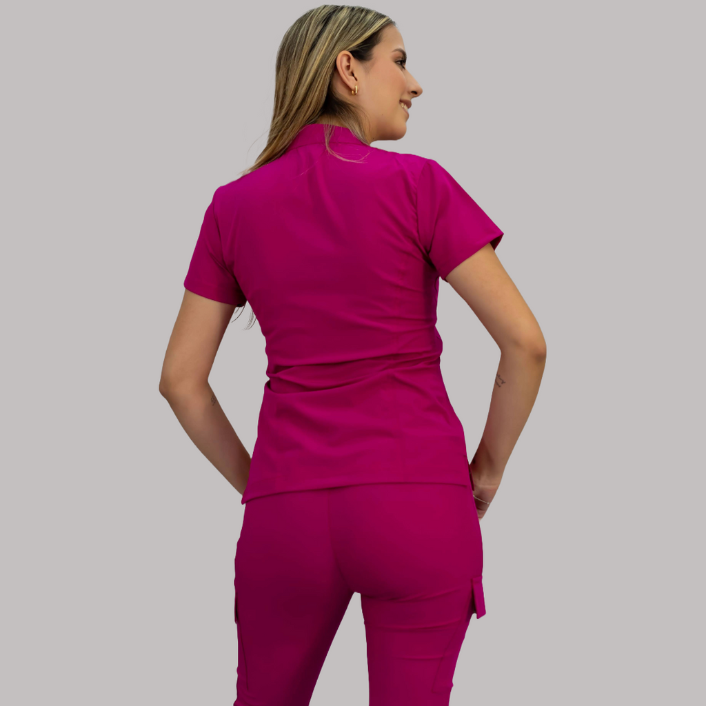 Filipina Mujer Bugambilia, Scrubs 520