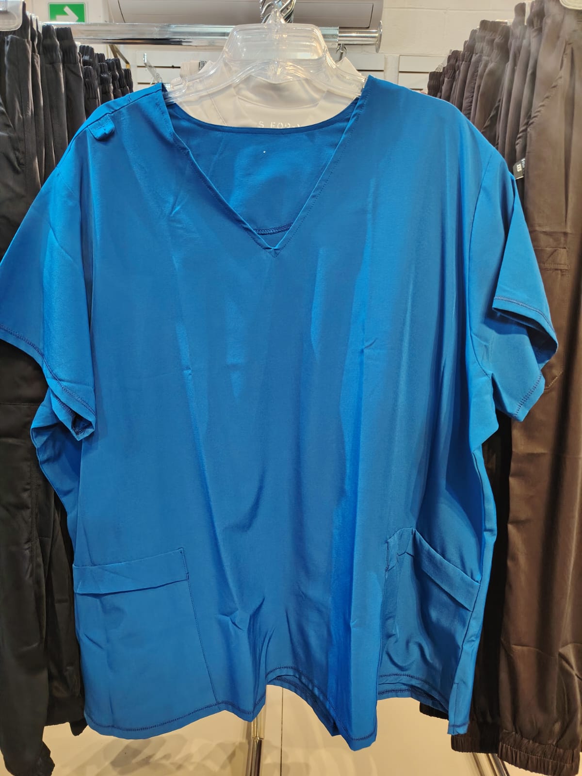 Filipina Quirúrgica 500 Dama Basic Azul Rey Antifluido-cloro resistente Scrubs 500 FW (Copia)